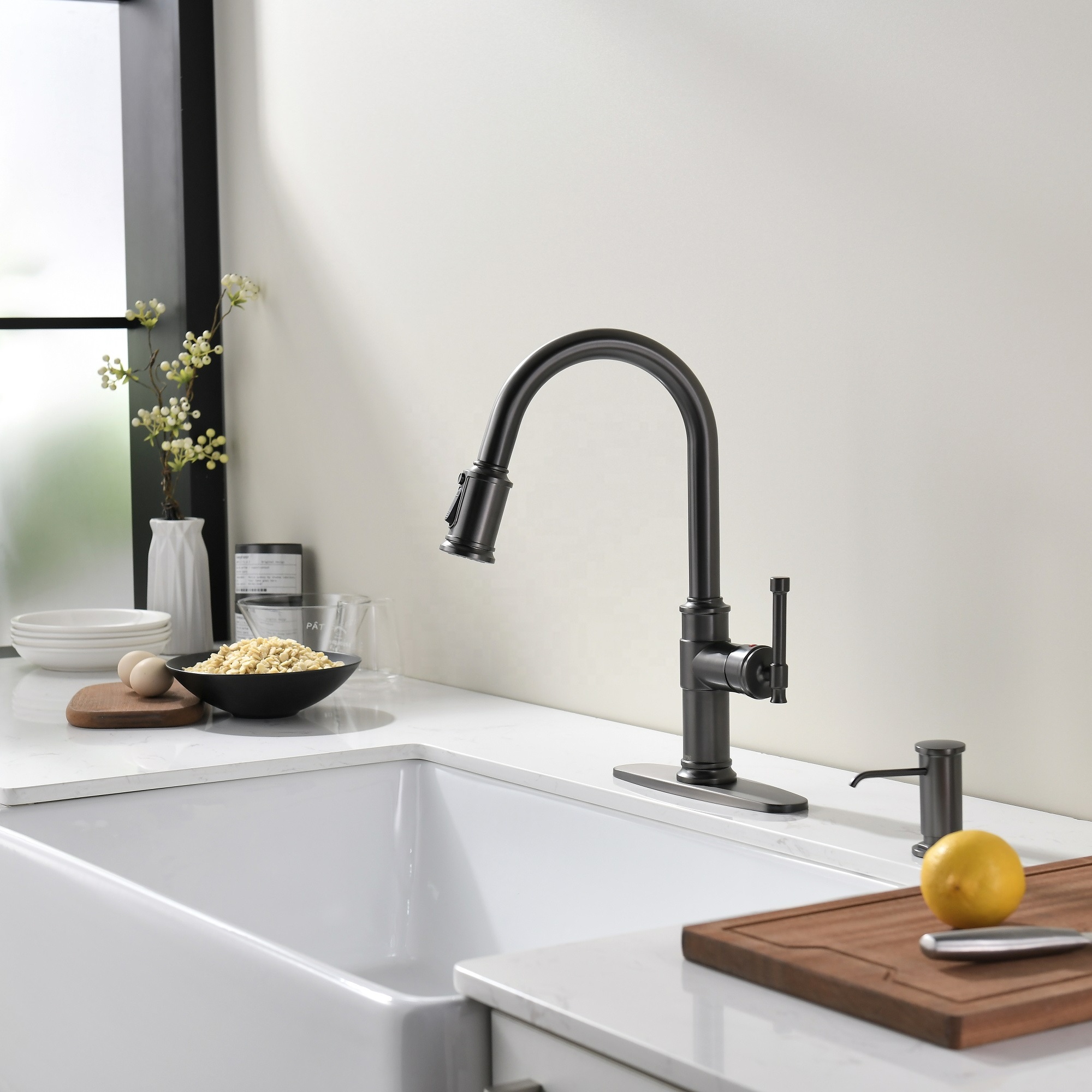 Kitchen Faucet Single Handle Pull Spray Kitchen Faucet Black Stainless High Pressure Kitchen Faucet