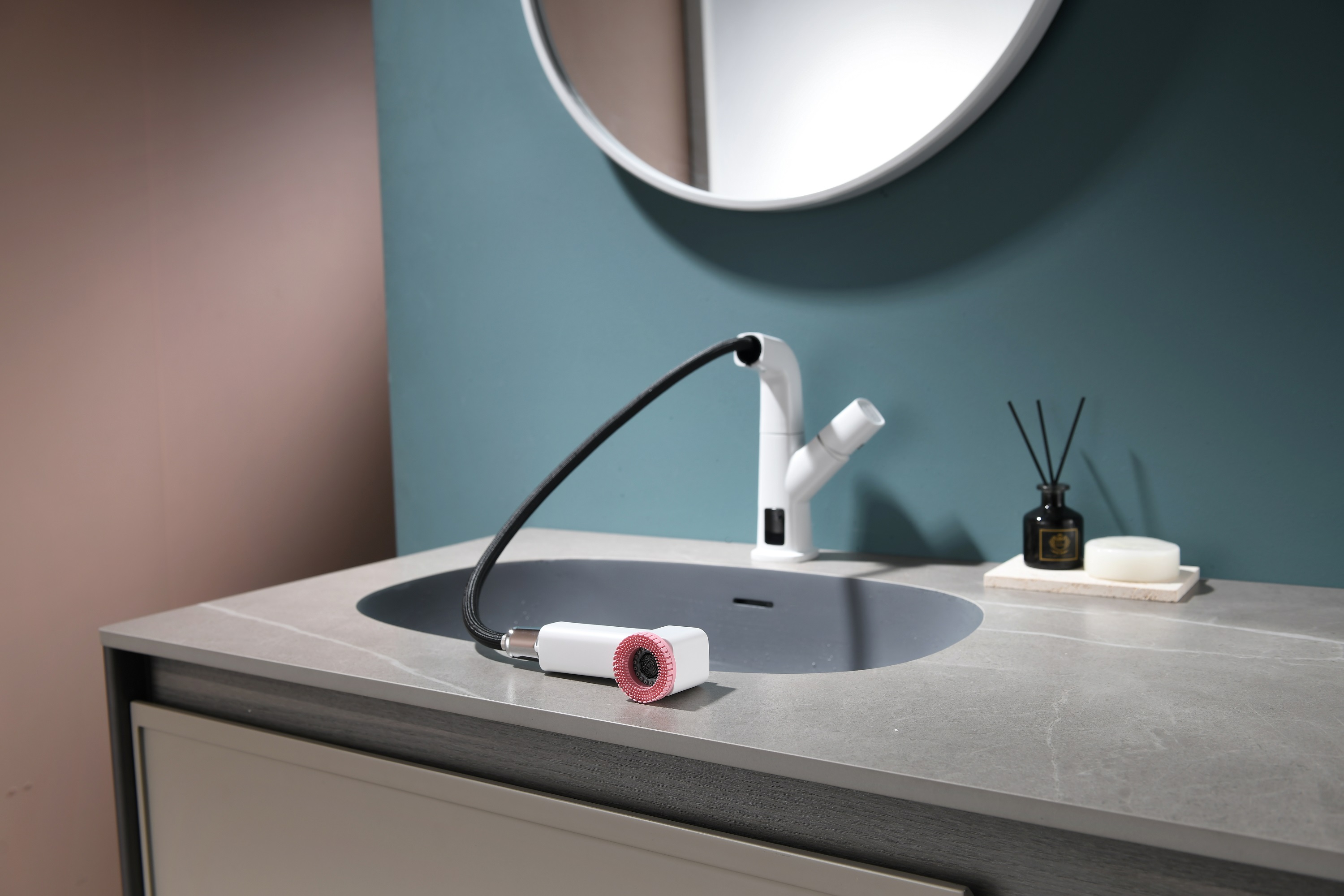 Temperature Display Basin Faucet Chrome Pull Out Bathroom Faucet